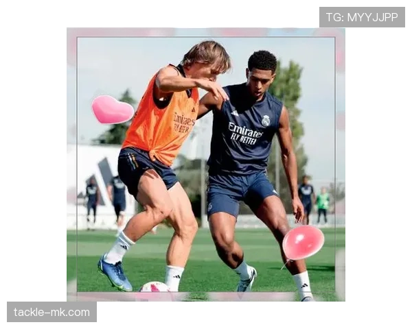 贝林厄姆与齐达内足球之路对比：新星崛起还是经典传承？