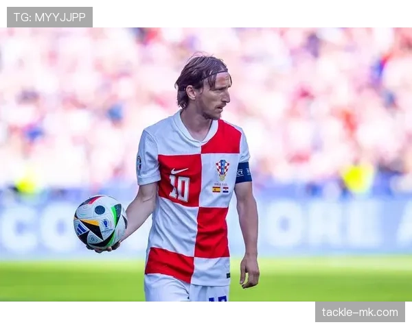 欧洲杯预选赛新星崛起:伊萨克关键数据展现射手本色 欧洲杯预选赛新星崛起:伊萨克关键数据展现射手本色