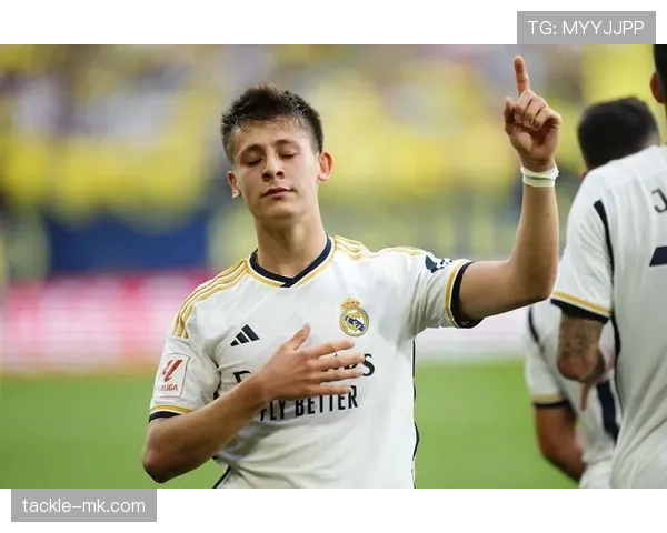 巴尔韦德展现战术才华 助力球队勇夺西甲桂冠